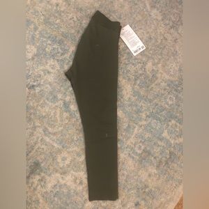 Lululemon license to train tights 21”